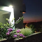 In With Terrace, Air Conditioning, Wifi, Washing Machine 3567-1 Ražanj