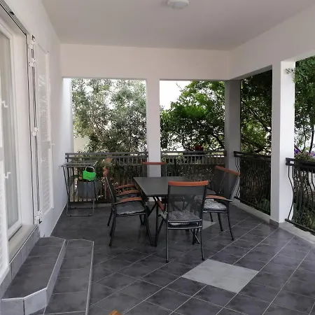 In With Terrace, Air Conditioning, Wifi, Washing Machine 3567-1 *