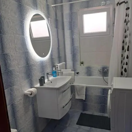 In With Terrace, Air Conditioning, Wifi, Washing Machine 3567-1