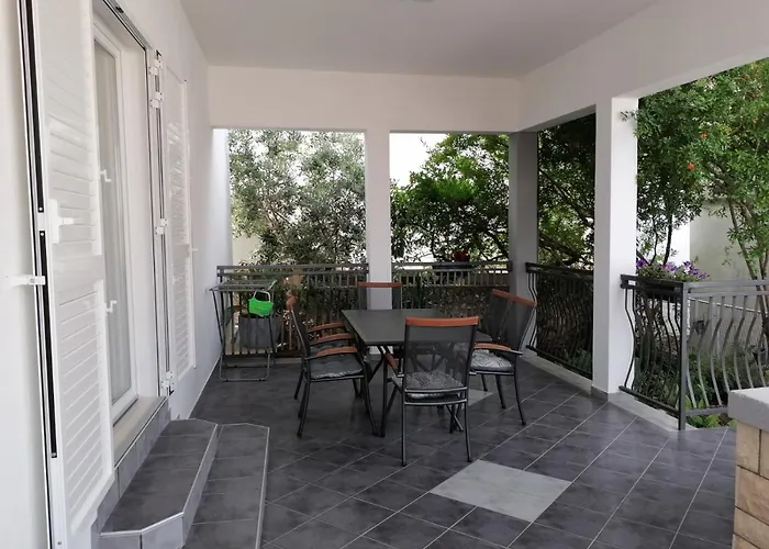 In With Terrace, Air Conditioning, Wifi, Washing Machine 3567-1 *