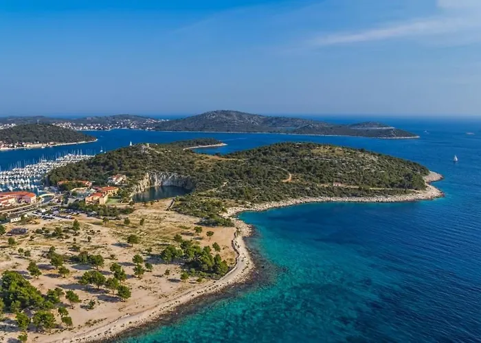 In With Terrace, Air Conditioning, Wifi, Washing Machine 3567-1 *