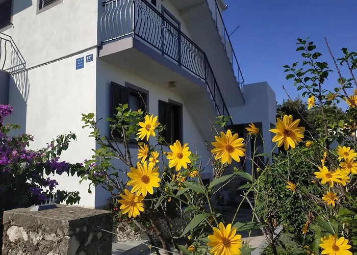 In With Terrace, Air Conditioning, Wifi, Washing Machine 3567-1 Daire *