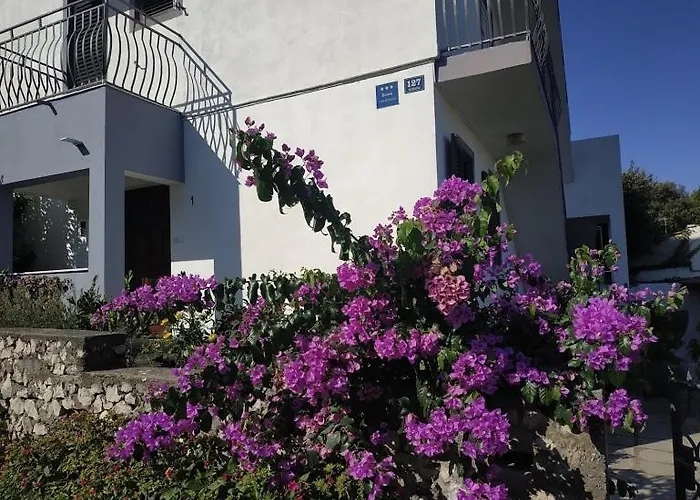 In With Terrace, Air Conditioning, Wifi, Washing Machine 3567-1