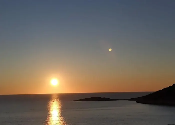 In With Terrace, Air Conditioning, Wifi, Washing Machine 3567-1 * Ražanj